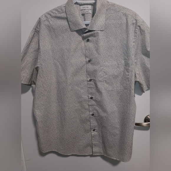 Calvin Kline mens short sleeve button up white and grey X large - Picture 2 of 6